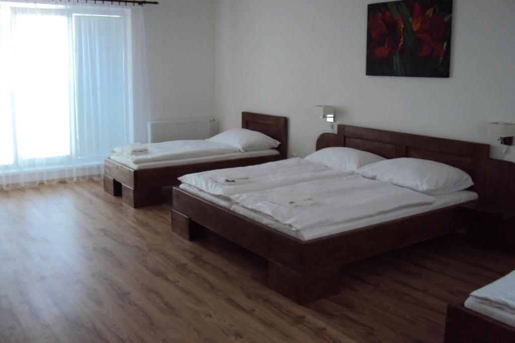 Hotel Senec Aqua Resort - Family Friendly Quarto foto